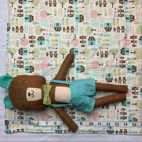 Goldilocks and the Three Bears handmade dolls with quilt and pillow - Picture 9 of 9